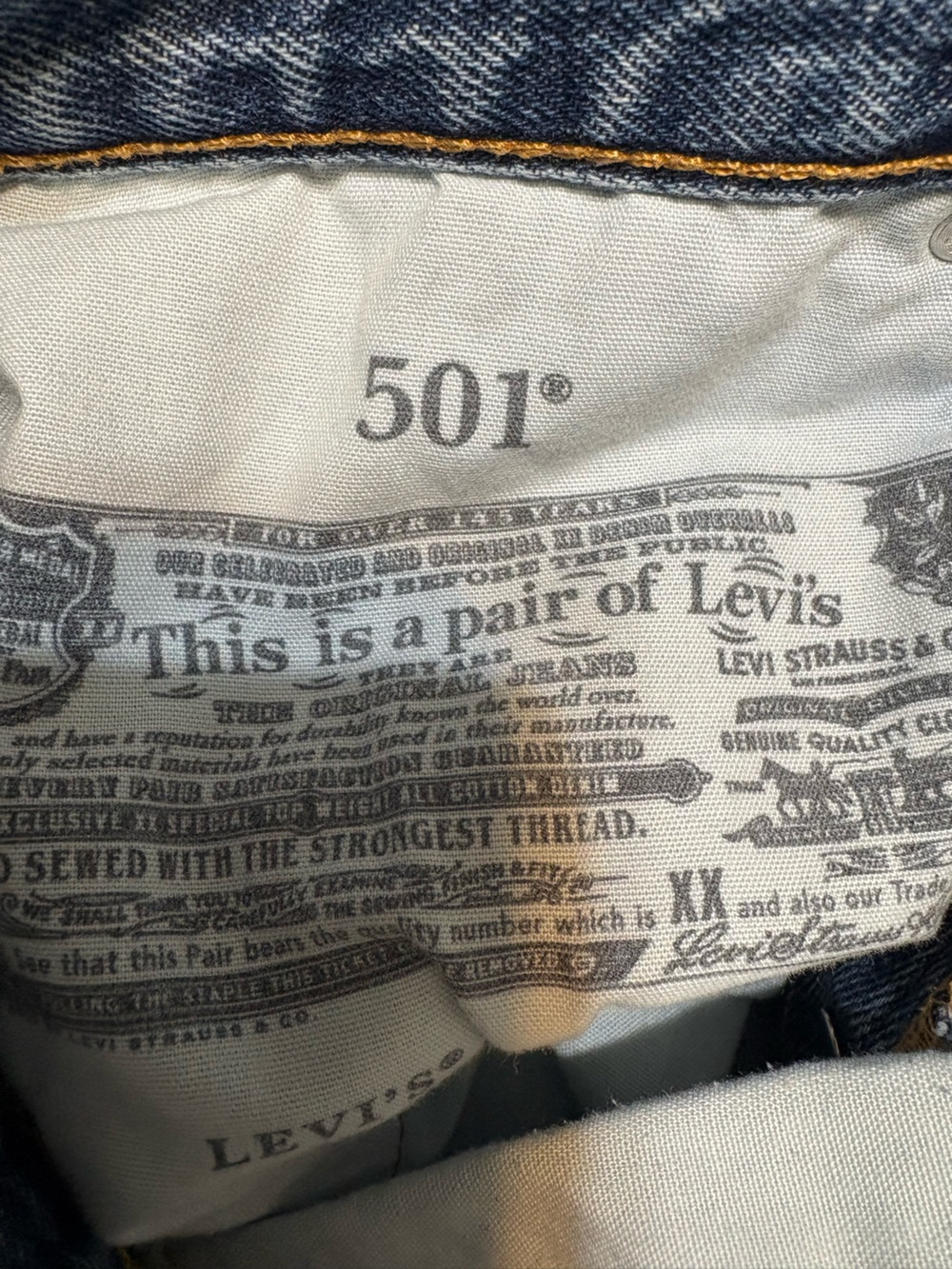 Levi's Women's Straight Leg Button Fly Jeans - Picture 6 of 8